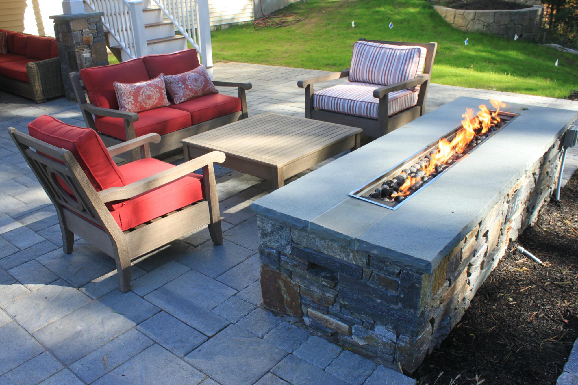 environmental-pools-luxury-pool-builder-new-england-fire-features-19