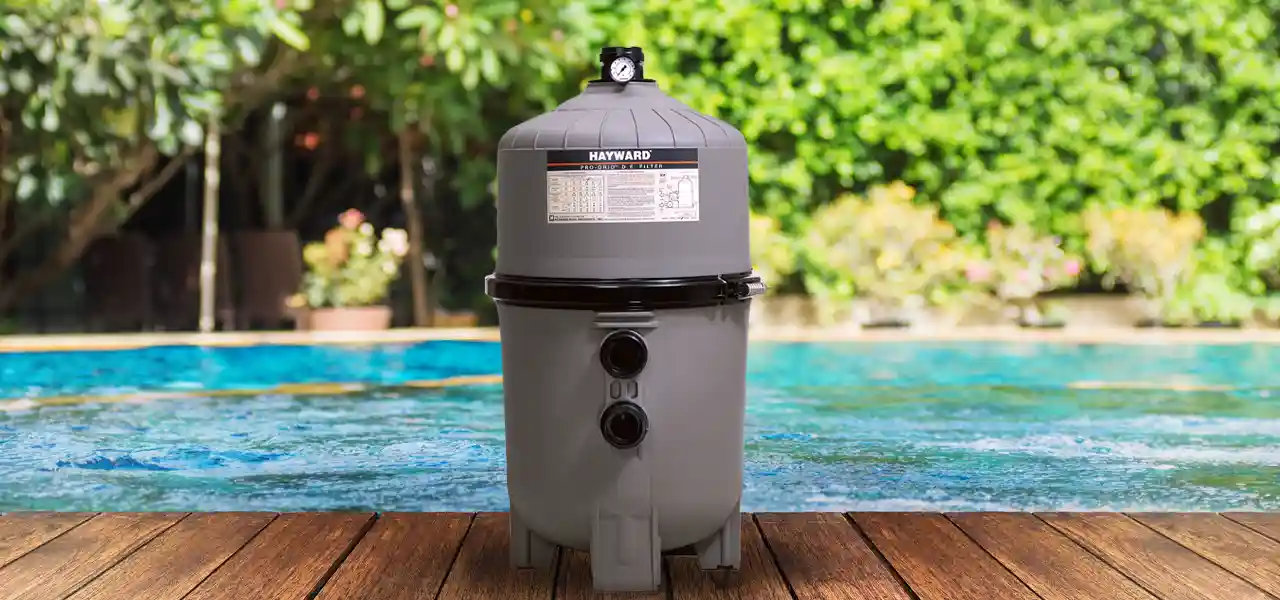 Deep-Cleaning-Your-D-E--Pool-Filter